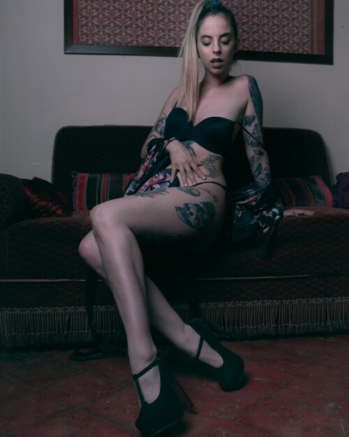 Brokenmirror._ / Claudia Campani Nude Leaked Onlyfans Photo Brokenmirror._ / Claudia Campani Nude Leaked Onlyfans Photo