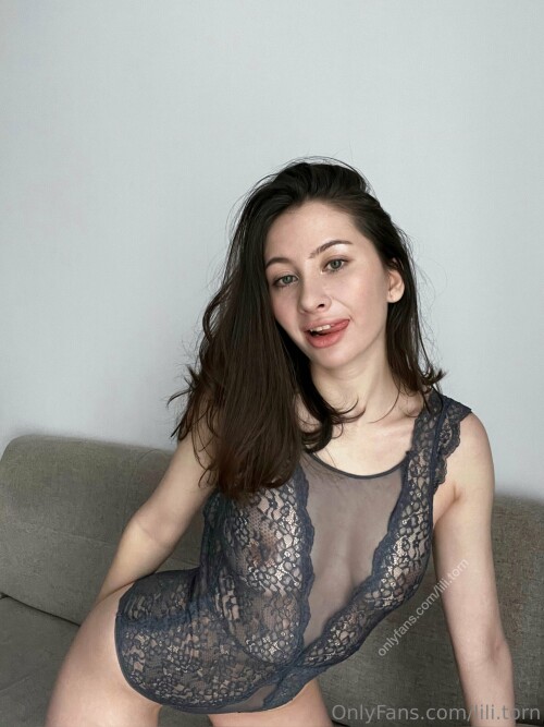 Lily / lili.torn Nude Leaked Onlyfans Photo Lily / lili.torn Nude Leaked Onlyfans Photo