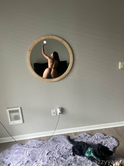 yazzyyams / Queen Yasmeena Nude Leaked Onlyfans Photo yazzyyams / Queen Yasmeena Nude Leaked Onlyfans Photo