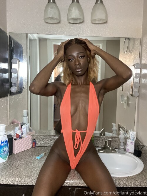 defiantlydeviant / haitiansilk Nude Leaked Onlyfans Photo defiantlydeviant / haitiansilk Nude Leaked Onlyfans Photo