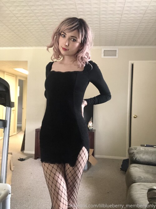 lil_blueberry / lilblueberry_ Nude Leaked Onlyfans Photo lil_blueberry / lilblueberry_ Nude Leaked Onlyfans Photo
