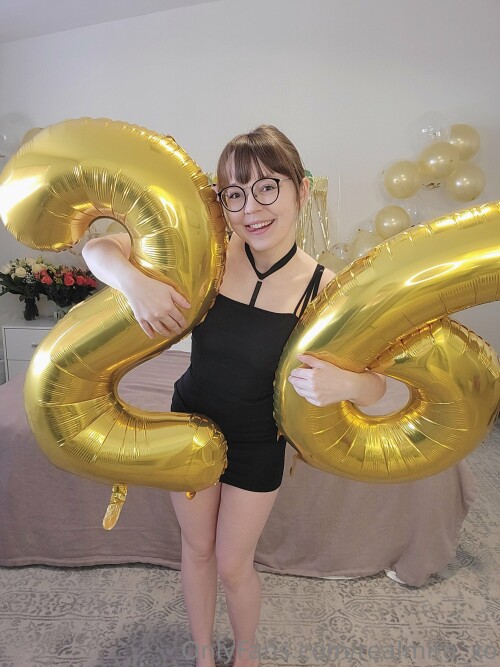 Mira_xo / RealMira_xo Nude Leaked Onlyfans Photo