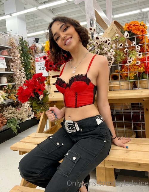 Layladeline (Jade miller) Nude Leaked Onlyfans Photo Layladeline (Jade miller) Nude Leaked Onlyfans Photo