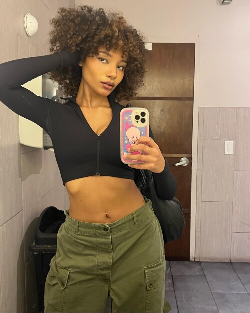 KVLCV Nude Leaked Onlyfans Photo