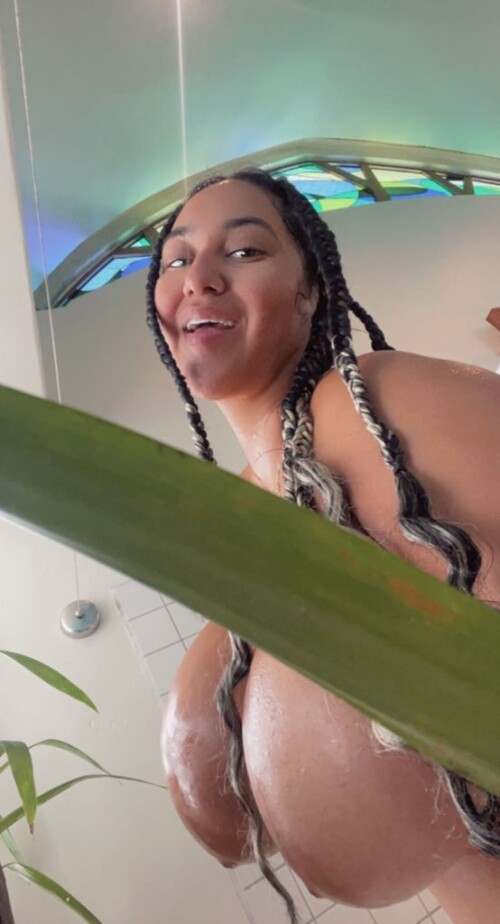 Rosa Guttierez (better known as Roserayy/Realroses/Rosiesterritory) Nude Leaked Onlyfans Photo Rosa Guttierez (better known as Roserayy/Realroses/Rosiesterritory) Nude Leaked Onlyfans Photo