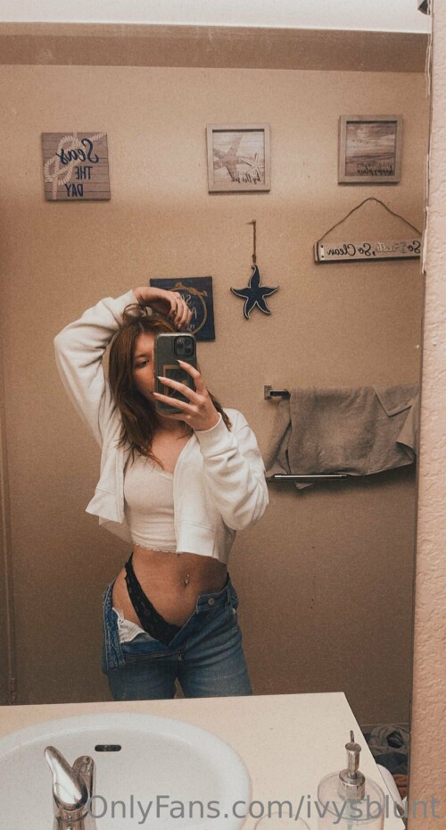IvysBlunt Nude Leaked Onlyfans Photo IvysBlunt Nude Leaked Onlyfans Photo