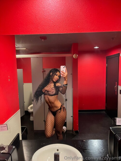 yazzyyams / Queen Yasmeena Nude Leaked Onlyfans Photo yazzyyams / Queen Yasmeena Nude Leaked Onlyfans Photo