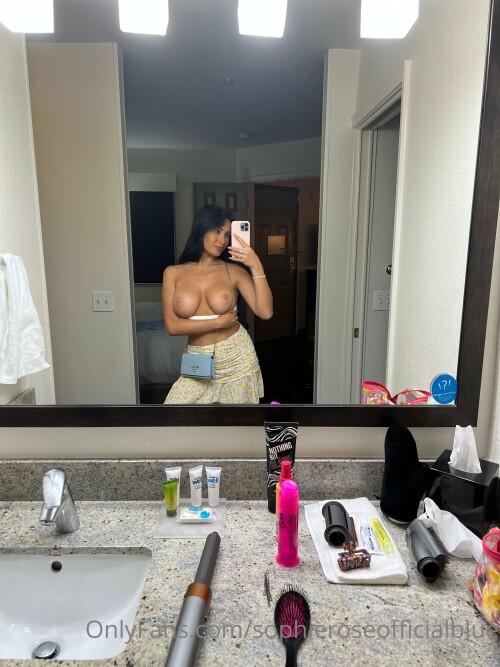 Sophie Rose Official Blue Nude Leaked Onlyfans Photo Sophie Rose Official Blue Nude Leaked Onlyfans Photo