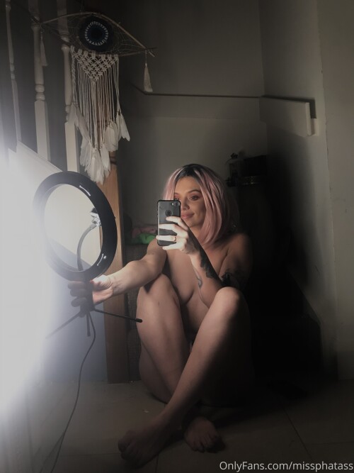 3024x4032_40d7e7a04908416297c2791dc0b22a82.jpg