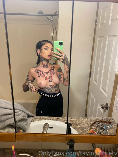 Taylor White | taylorwhitetv Nude Leaked Onlyfans Photo