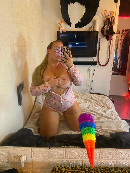 Arinicookies / Arina Kortchov Nude Leaked Onlyfans Photo Arinicookies / Arina Kortchov Nude Leaked Onlyfans Photo