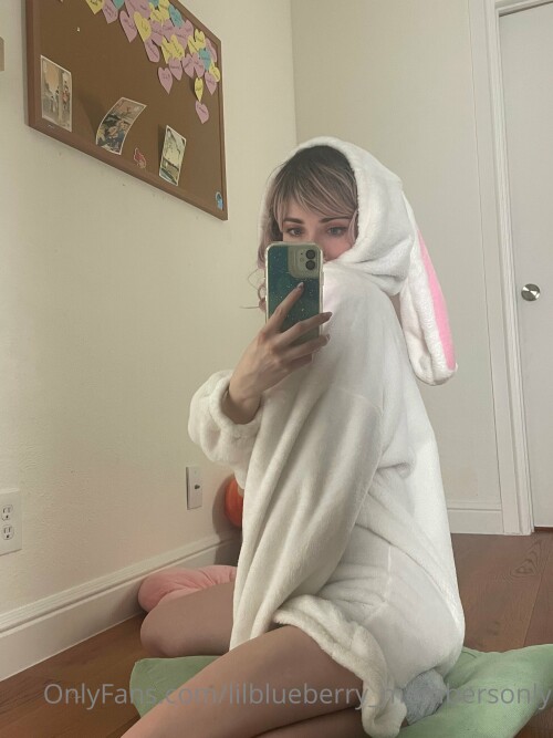 lil_blueberry / lilblueberry_ Nude Leaked Onlyfans Photo lil_blueberry / lilblueberry_ Nude Leaked Onlyfans Photo
