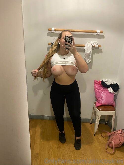 Arinicookies / Arina Kortchov Nude Leaked Onlyfans Photo Arinicookies / Arina Kortchov Nude Leaked Onlyfans Photo