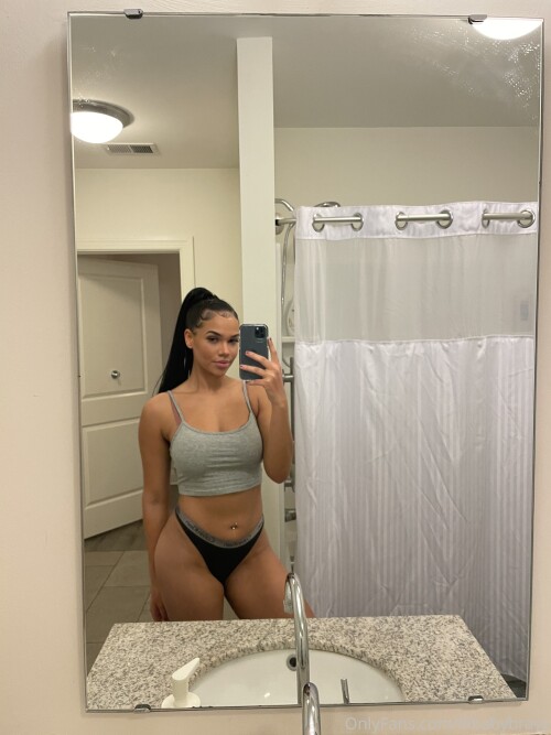 Bralynne Hughes // sweetbbyb // bralynnehughes Nude Leaked Onlyfans Photo Bralynne Hughes // sweetbbyb // bralynnehughes Nude Leaked Onlyfans Photo