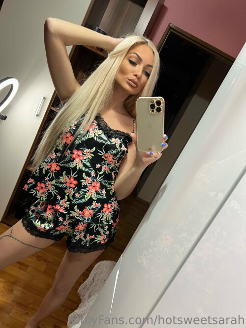 hotblondesarah / Sugardollsarah / hotsweetsarah Nude Leaked Onlyfans Photo