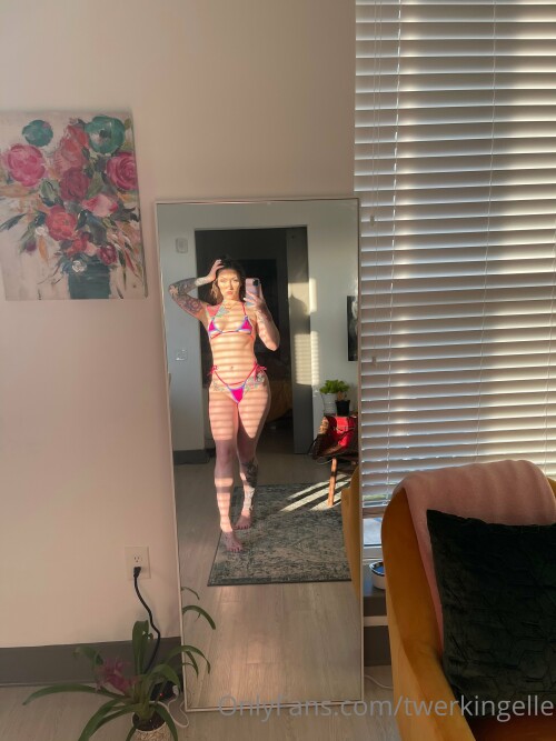 OftenElle | Twerkingelle Nude Leaked Onlyfans Photo OftenElle | Twerkingelle Nude Leaked Onlyfans Photo