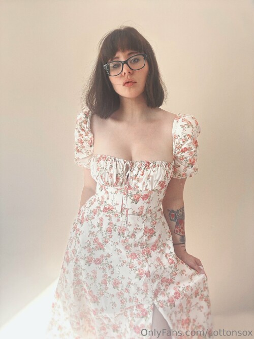 Alice Cotton Sox | Alicewinterhold Nude Leaked Onlyfans Photo Alice Cotton Sox | Alicewinterhold Nude Leaked Onlyfans Photo