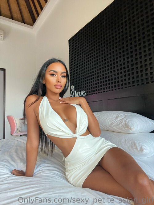 Carla Piece of Art Nude Leaked Onlyfans Photo Carla Piece of Art Nude Leaked Onlyfans Photo