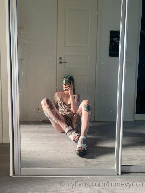 Honeyy Noir | honeyynoir | samssoaked Nude Leaked Onlyfans Photo Honeyy Noir | honeyynoir | samssoaked Nude Leaked Onlyfans Photo