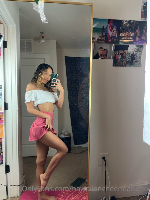 hawaiiancheerleaderxx Nude Leaked Onlyfans Photo