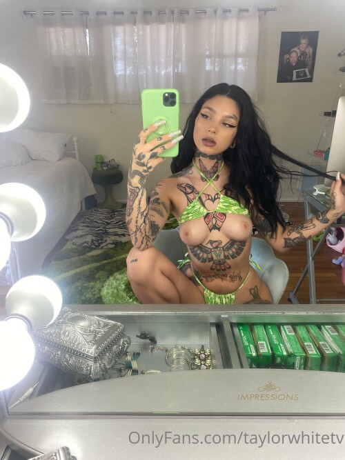 Taylor White | taylorwhitetv Nude Leaked Onlyfans Photo