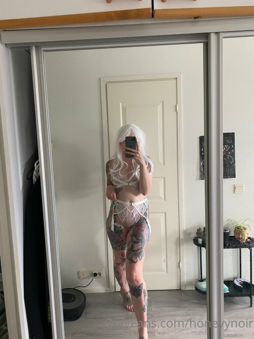Honeyy Noir | honeyynoir | samssoaked Nude Leaked Onlyfans Photo Honeyy Noir | honeyynoir | samssoaked Nude Leaked Onlyfans Photo