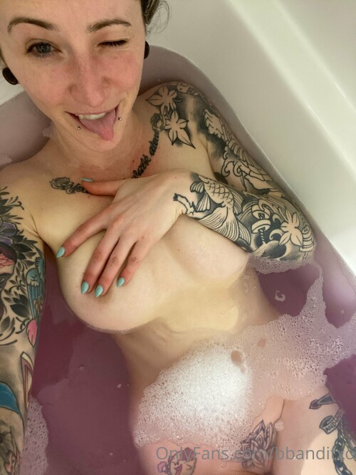 bbanditxo / Badlandbandit Nude Leaked Onlyfans Photo bbanditxo / Badlandbandit Nude Leaked Onlyfans Photo