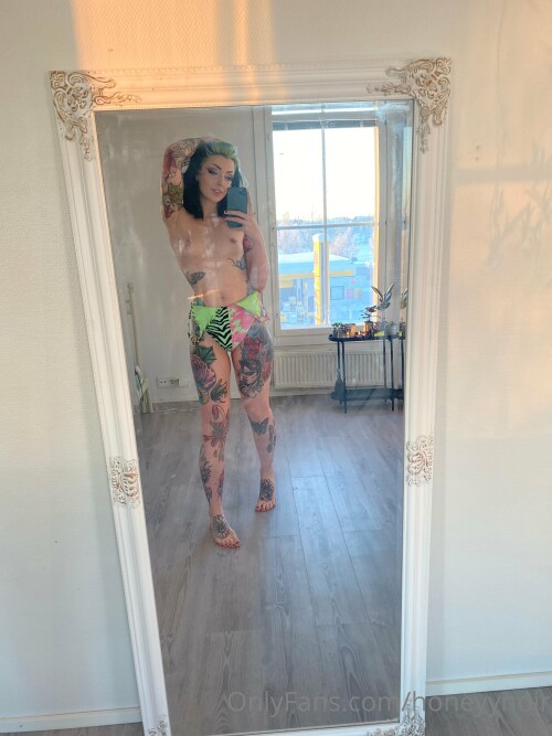 Honeyy Noir | honeyynoir | samssoaked Nude Leaked Onlyfans Photo Honeyy Noir | honeyynoir | samssoaked Nude Leaked Onlyfans Photo