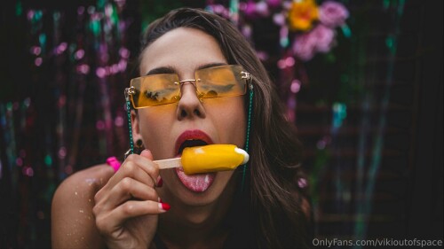 Vikioutofspace Nude Leaked Onlyfans Photo Vikioutofspace Nude Leaked Onlyfans Photo