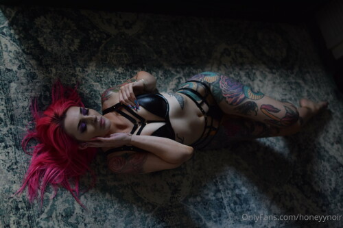 Honeyy Noir | honeyynoir | samssoaked Nude Leaked Onlyfans Photo Honeyy Noir | honeyynoir | samssoaked Nude Leaked Onlyfans Photo