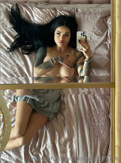 Zusje Nude Leaked Onlyfans Photo Zusje Nude Leaked Onlyfans Photo