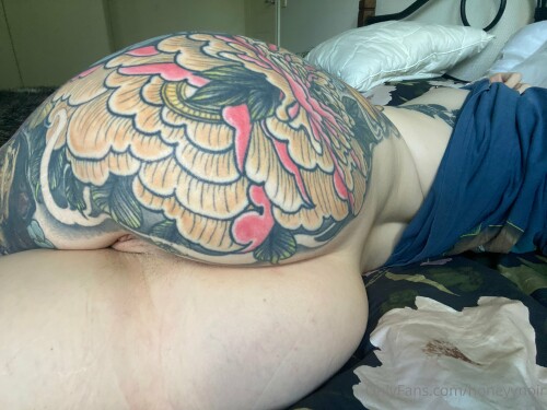 Honeyy Noir | honeyynoir | samssoaked Nude Leaked Onlyfans Photo Honeyy Noir | honeyynoir | samssoaked Nude Leaked Onlyfans Photo