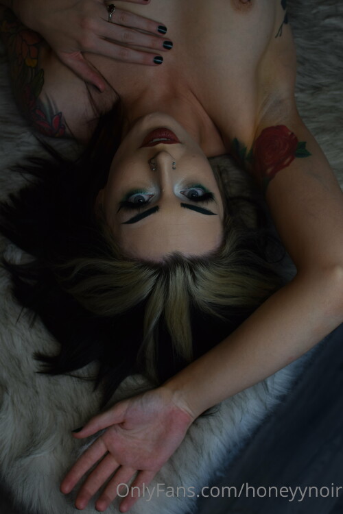 Honeyy Noir | honeyynoir | samssoaked Nude Leaked Onlyfans Photo Honeyy Noir | honeyynoir | samssoaked Nude Leaked Onlyfans Photo
