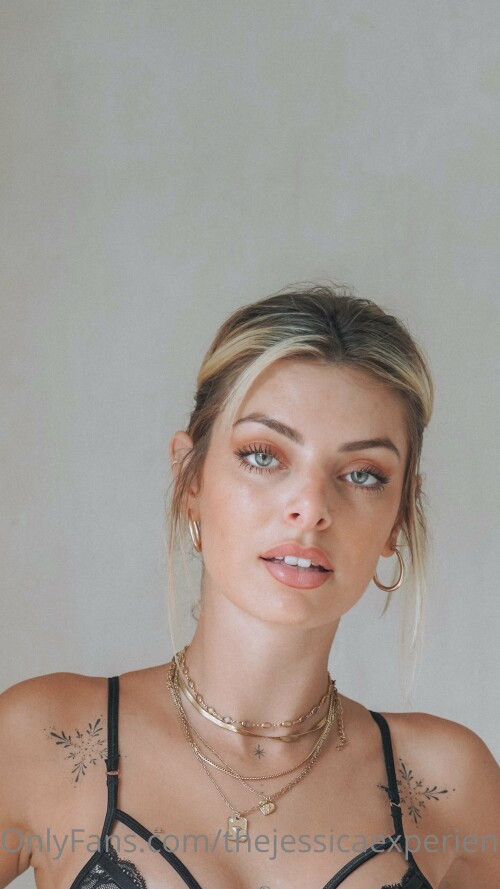 3840x6829_ba12c3aba5bfa2b3d782ff1fafa1b1e3.jpg
