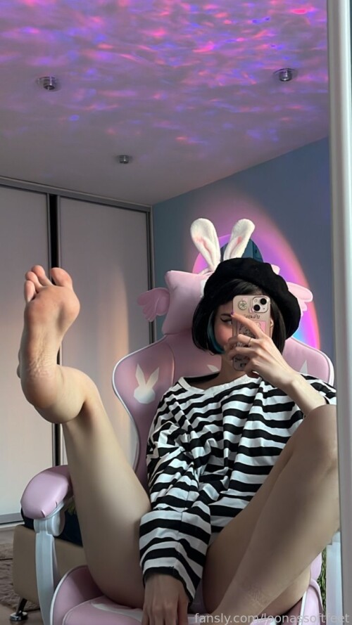 Loonassoftfeet Nude Leaked Onlyfans Photo Loonassoftfeet Nude Leaked Onlyfans Photo