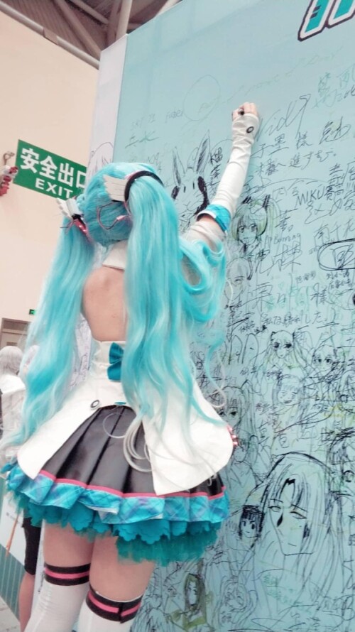 3a01b916698af94fcbfde17be3847ba75f57329867597f7e103056755ab4dcaf.jpg