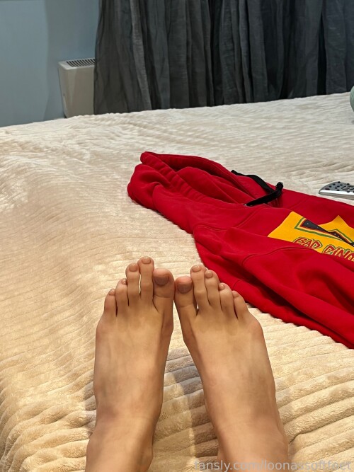 Loonassoftfeet Nude Leaked Onlyfans Photo Loonassoftfeet Nude Leaked Onlyfans Photo