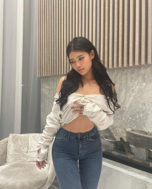 591DB9AE-E819-42BA-93C5-105AFCBB4936.md.jpg