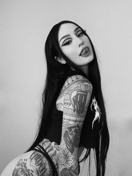 Emma Vauxdevil Nude Leaked Onlyfans Photo Emma Vauxdevil Nude Leaked Onlyfans Photo