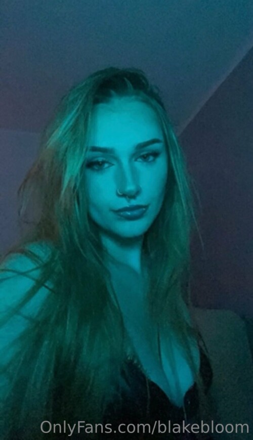 blakebloom Nude Leaked Onlyfans Photo blakebloom Nude Leaked Onlyfans Photo