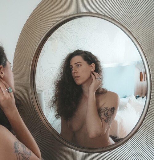 Nicole Quinn // nicolequinn Nude Leaked Onlyfans Photo Nicole Quinn // nicolequinn Nude Leaked Onlyfans Photo