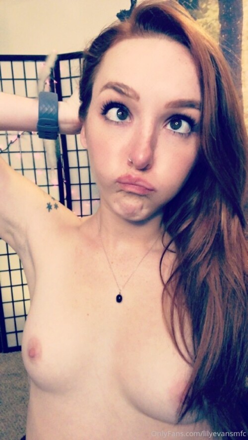 LilyEvans / LilyEvansMFC Nude Leaked Onlyfans Photo