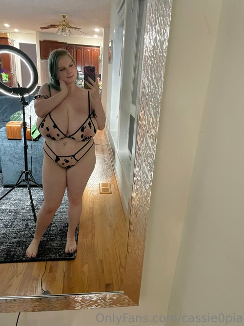 Cassie0pia Nude Leaked Onlyfans Photo