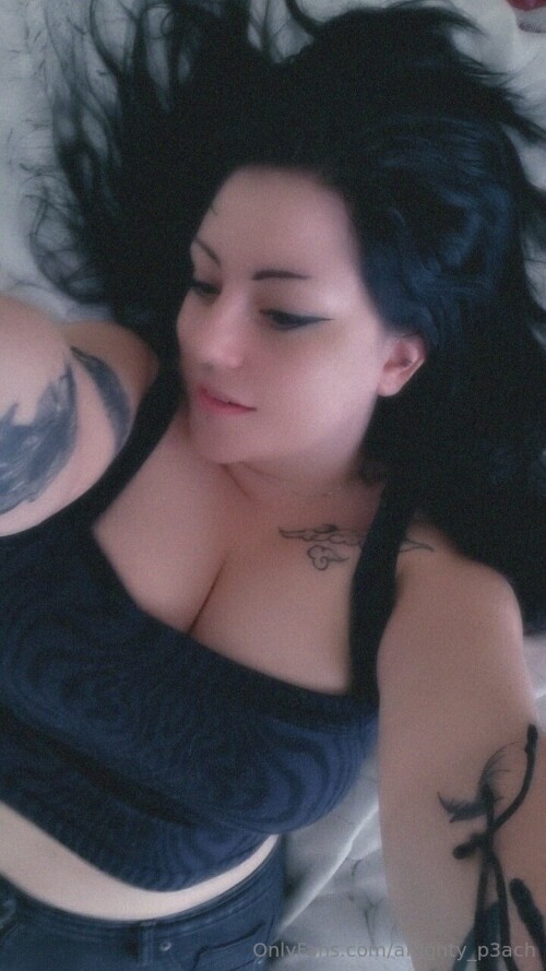 Alrighty_P3ach Nude Leaked Onlyfans Photo Alrighty_P3ach Nude Leaked Onlyfans Photo