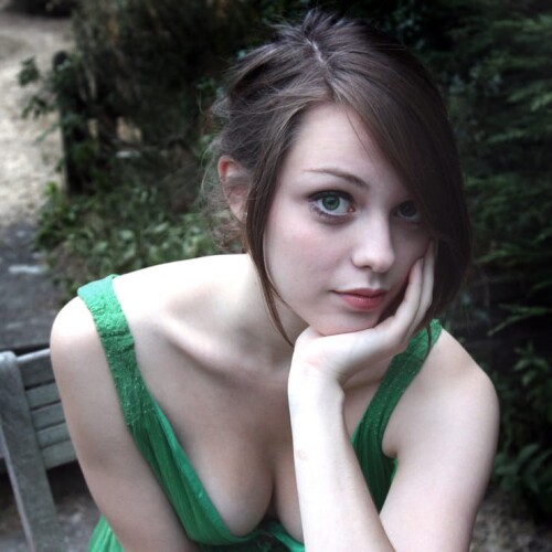 740full-imogen-dyer-21b5f58e6f556f64a.md.jpg