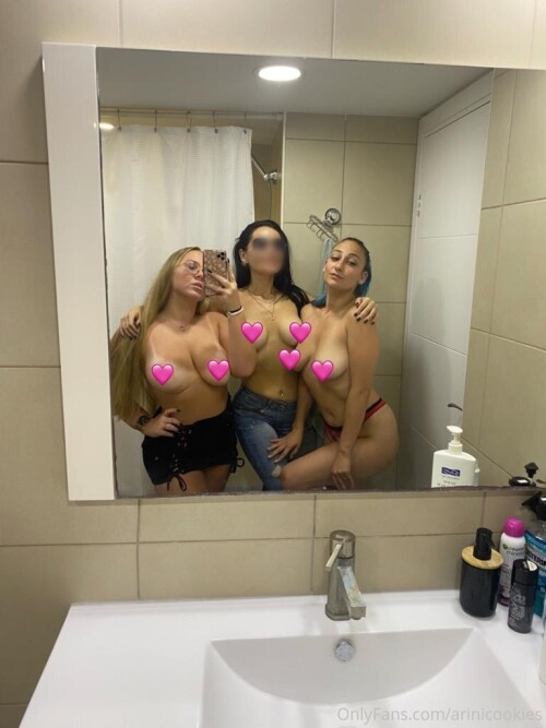 Arinicookies / Arina Kortchov Nude Leaked Onlyfans Photo Arinicookies / Arina Kortchov Nude Leaked Onlyfans Photo