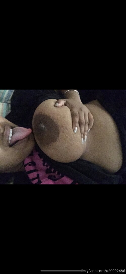 billiondollarboobs / RiyaRacks / Maya Nude Leaked Onlyfans Photo billiondollarboobs / RiyaRacks / Maya Nude Leaked Onlyfans Photo