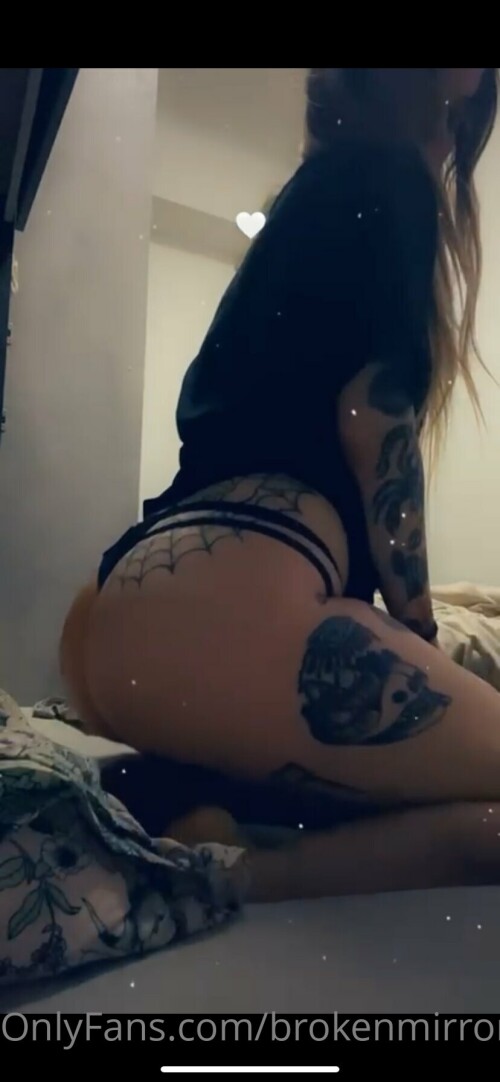 Brokenmirror._ / Claudia Campani Nude Leaked Onlyfans Photo Brokenmirror._ / Claudia Campani Nude Leaked Onlyfans Photo