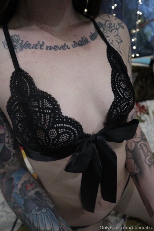 bbanditxo / Badlandbandit Nude Leaked Onlyfans Photo bbanditxo / Badlandbandit Nude Leaked Onlyfans Photo