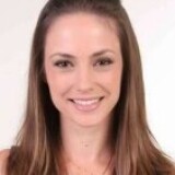 model profile picture